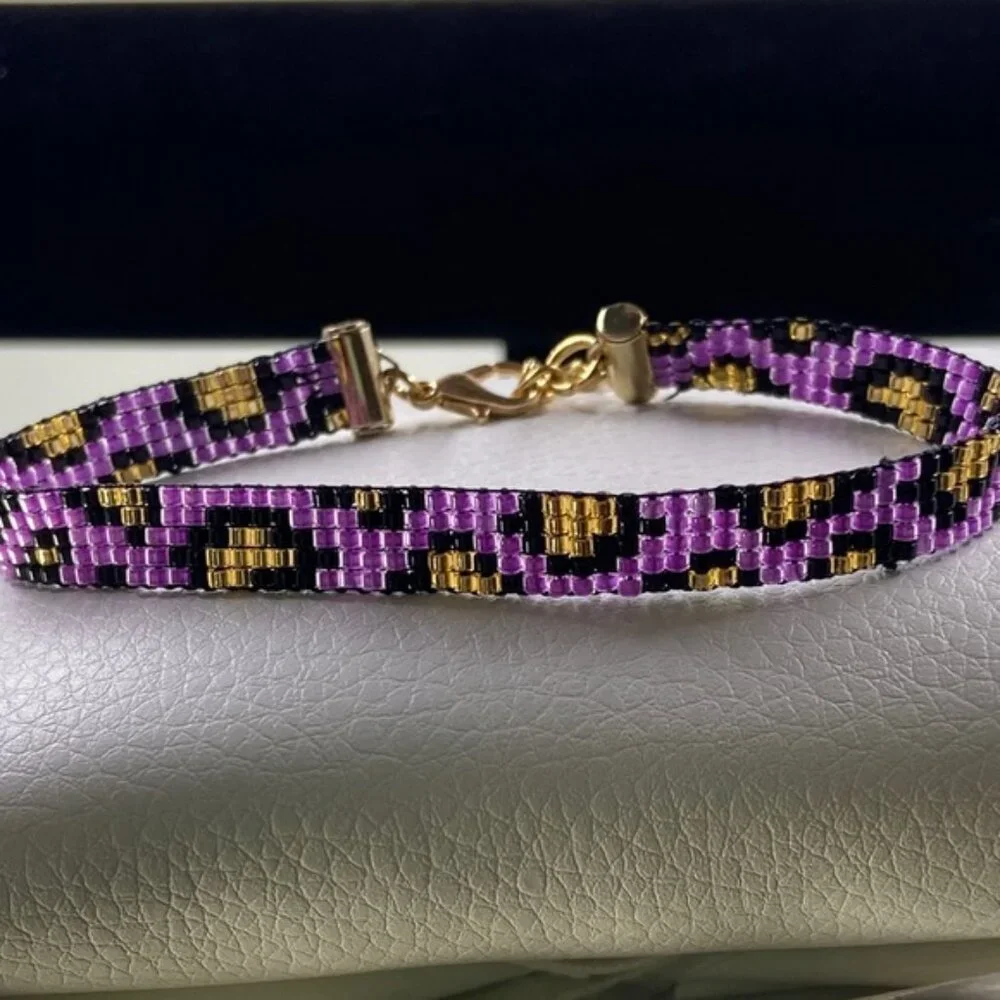 Purple Black and Gold Leppard Print  Cheeta Pattern Seed Bead  Bracelet